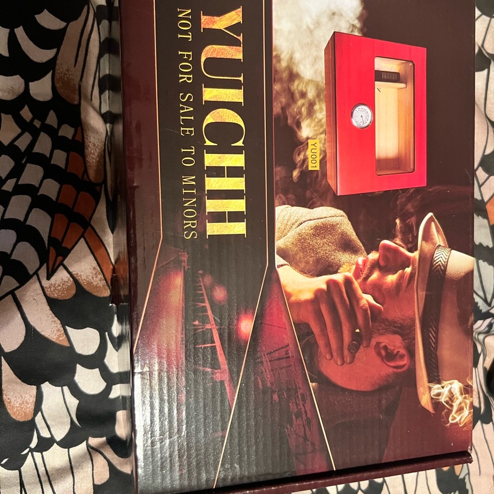 Red Cigar Humidor Box